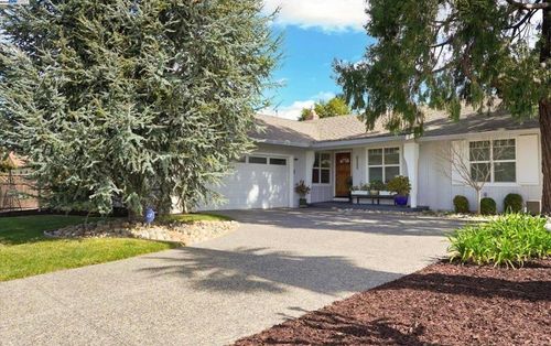 1241 Arlington Rd, Livermore, CA, 94551-1831 | Card Image