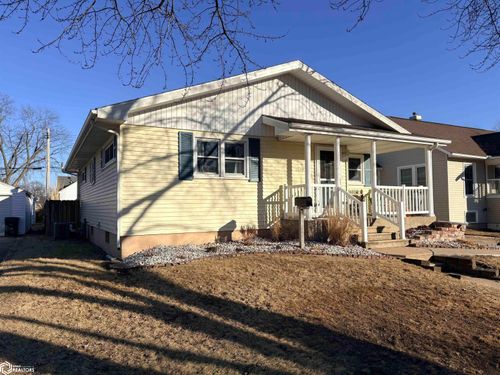 2130 S 10th St, Burlington, IA, 52601-3537 | Card Image