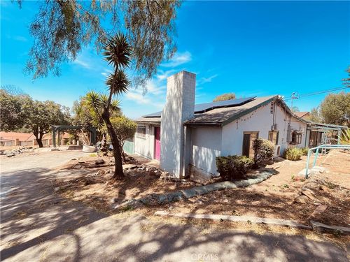 519 Mason, Vista, CA, 92084 | Card Image