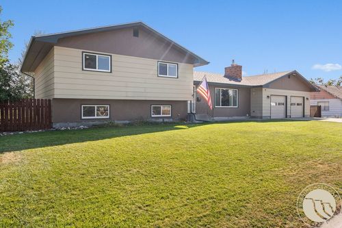 820 1st Street S, Hardin, MT, 59034 | Card Image