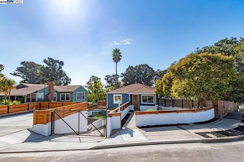 22679 Valley View Dr, Hayward, CA, 94541-3536 | Card Image