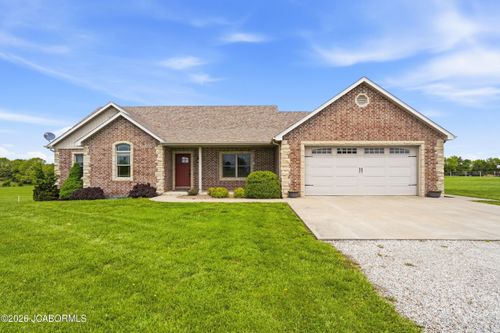 2131 State Road Y, New Bloomfield, MO, 65063-1174 | Card Image