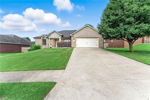 3704 Sw Osprey Dr, Bentonville, AR, 72713-8404 | Card Image