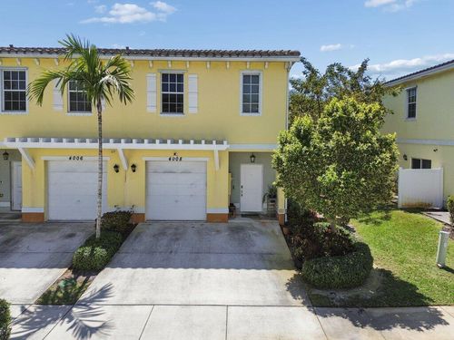 4008 Nw 11th Dr, Plantation, FL, 33313-6772 | Card Image