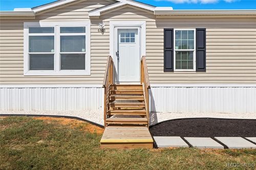 6803 W Avocado St, Crystal River, FL, 34429-9419 | Card Image