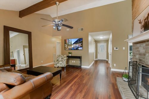 5810 Secrest Dr, Austin, TX, 78759-2449 | Card Image