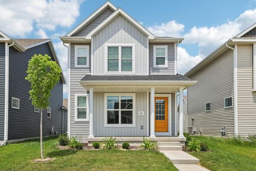 451 Campo Ln, OREGON, WI, 53575-8601 | Card Image