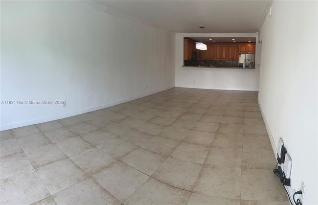 APT-207 - 19390 Collins Ave, Condo with 2 bedrooms, 2 bathrooms and null parking in Sunny Isles Beach FL | Image 32