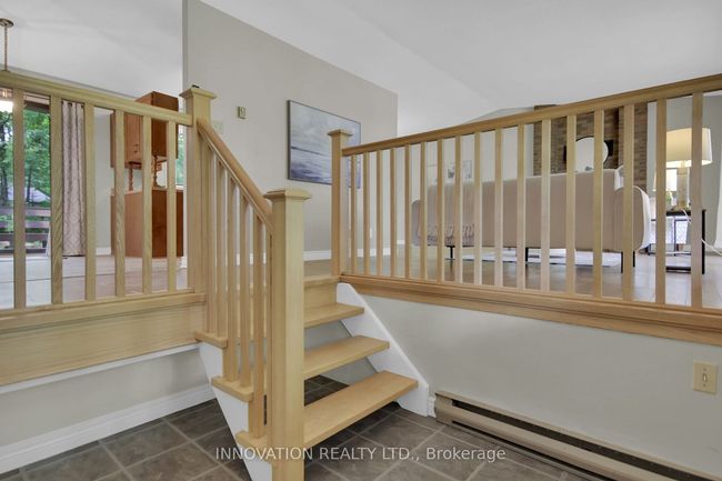 181 Baillie Ave, House other with 3 bedrooms, 3 bathrooms and 8 parking in Woodlawn ON | Image 4