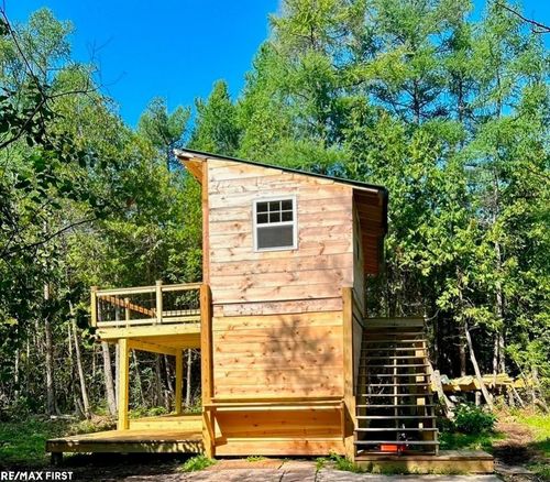 V/L I Road Road, Escanaba, MI, 49829 | Card Image