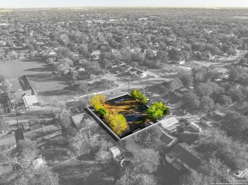 2734 Hicks Ave, San Antonio, TX, 78210-5624 | Card Image