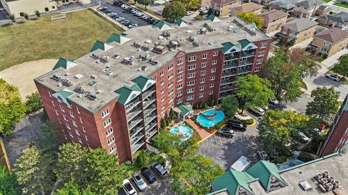 unit-605-8540 Foster Ave, Norridge, IL, 60706-2797 | Card Image