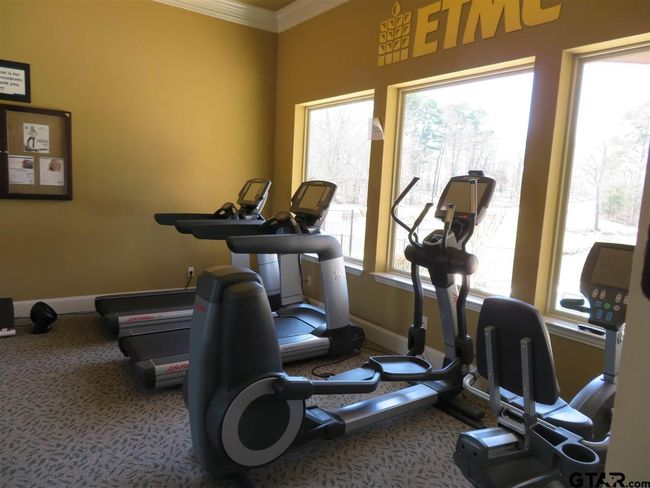 954 La Vista Dr, Townhouse with 3 bedrooms, 3 bathrooms and null parking in Tyler TX | Image 17