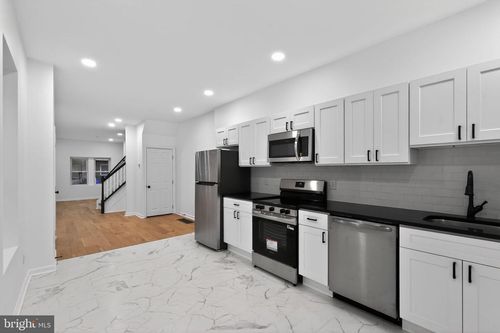 5311 Upland St, PHILADELPHIA, PA, 19143-5423 | Card Image