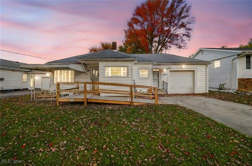 1105 E 18th St, Ashtabula, OH, 44004-4037 | Card Image