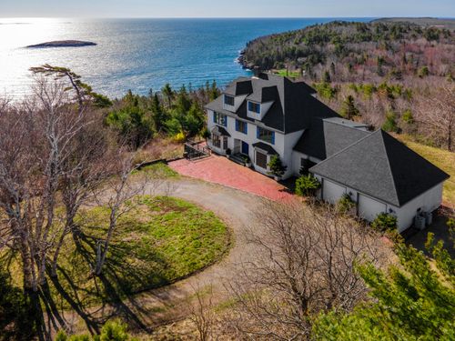 18 Greenway Court, Bar Harbor, ME, 04609 | Card Image