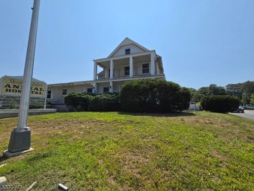 360 Us Highway 46, Mountain Lakes, NJ, 07046-1718 | Card Image