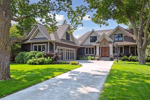 154 Babcock Ln, Wayzata, MN, 55391-1502 | Card Image