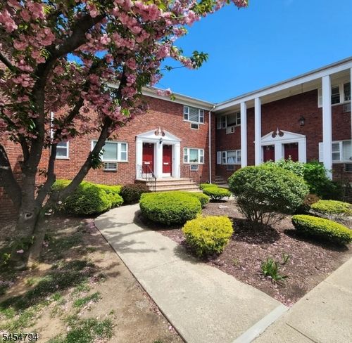 2-f-640 Franklin Ave, Nutley, NJ, 07110-1264 | Card Image