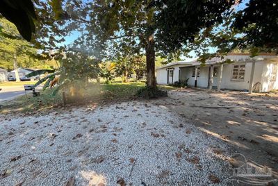 1106 N 50th Ave, House other with 3 bedrooms, 2 bathrooms and null parking in Pensacola FL | Image 2