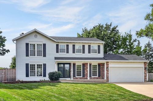 813 Hyde Park Ln, Naperville, IL, 60565-1627 | Card Image