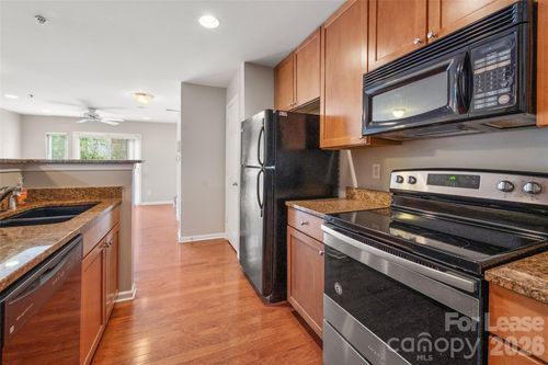 3929 Picasso Ct, Charlotte, NC, 28205-4564 | Card Image