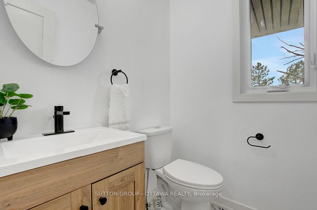 1633 Bottriell Way, House other with 5 bedrooms, 3 bathrooms and 4 parking in Orléans ON | Image 24