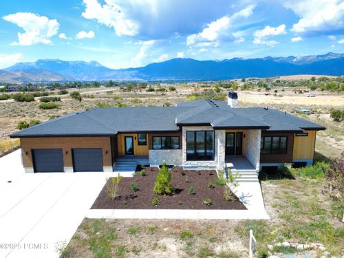 1122 S 5700 E, Heber City, UT, 84032-4622 | Card Image
