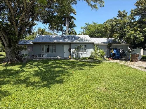 324 New York Dr, FORT MYERS, FL, 33905-2961 | Card Image