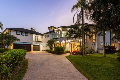 2 River Falls Dr, Cocoa Beach, FL, 32931 | Card Image