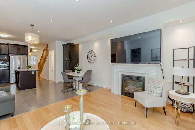 9 Dufay Rd, House attached with 4 bedrooms, 4 bathrooms and 3 parking in Brampton ON | Image 13