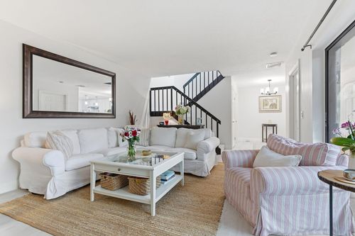 1807 18th Ln, Palm Beach Gardens, FL, 33418-3564 | Card Image