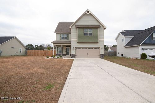 303 Channel Run Ln, Sneads Ferry, NC, 28460-1501 | Card Image