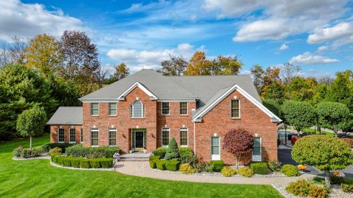 30 Frost Hill Rd, Pleasant Valley, NY, 12569-5172 | Card Image