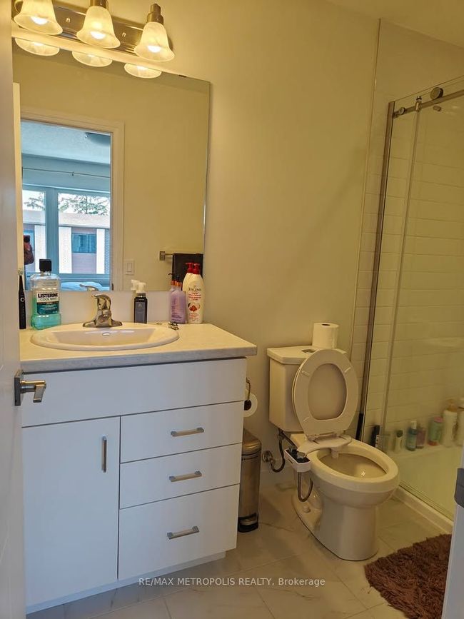 6 Lily Lane, Condo with 3 bedrooms, 3 bathrooms and 1 parking in Guelph ON | Image 11