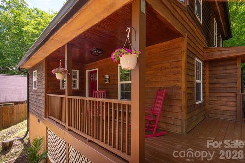 1375 Stoney Brook Ln, Boone, NC, 28607-9316 | Card Image