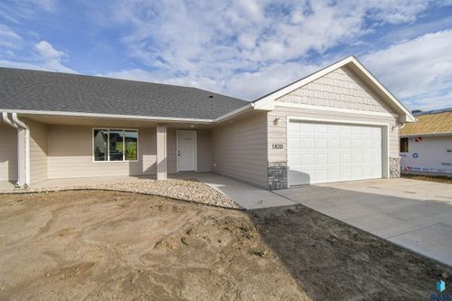 1820 S Daylight Dr Drive, Sioux Falls, SD, 57110 | Card Image