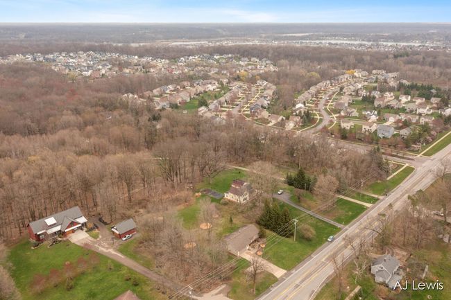 Close to parks and trails | Image 32