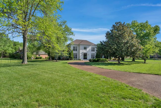 405 Belle Glen Ln, House other with 4 bedrooms, 5 bathrooms and 2 parking in Brentwood TN | Image 4