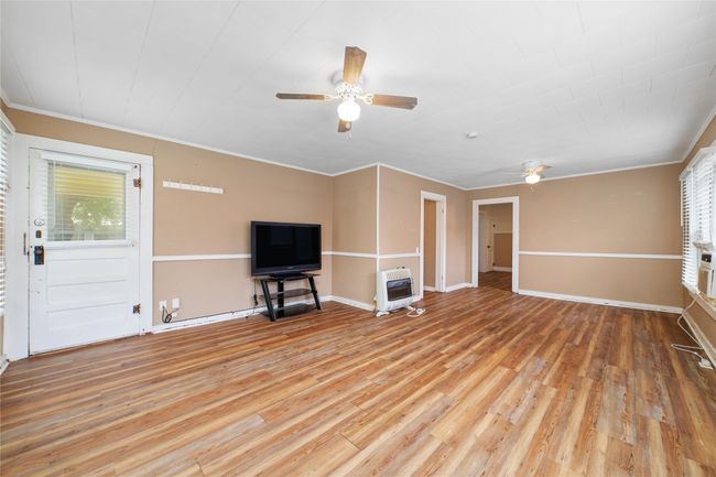 701 S Austin St, House other with 2 bedrooms, 1 bathrooms and null parking in De Leon TX | Image 11
