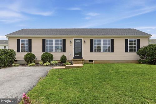 57 Stiles Way, RANSON, WV, 25438-5559 | Card Image