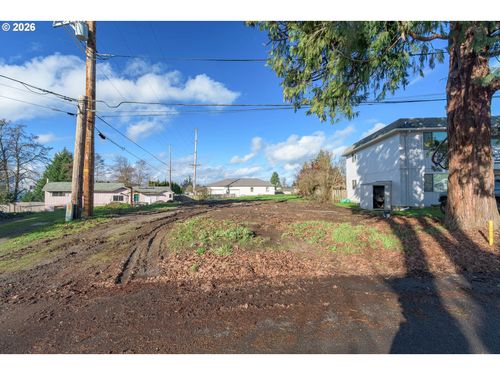 32633 W Mckenzie St, Eugene, OR, 97408-9507 | Card Image