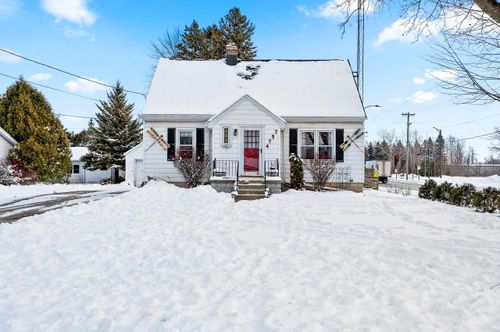 4757 Vista Rd, Manitowoc, WI, 54220-9308 | Card Image