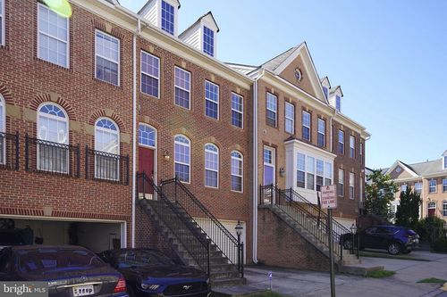 5685 Faircloth Ct, CENTREVILLE, VA, 20120-1991 | Card Image