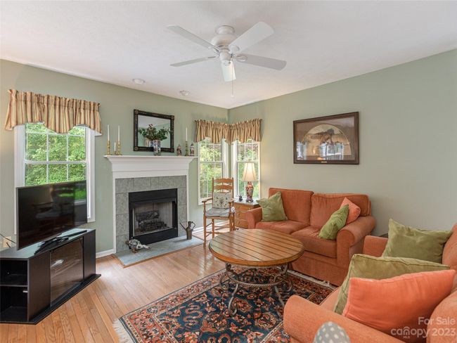 7 Pebble Beach Ct, House other with 3 bedrooms, 2 bathrooms and null parking in Etowah NC | Image 16