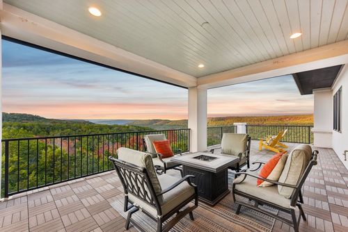 13125 Villa Montana Way, Austin, TX, 78732-1634 | Card Image