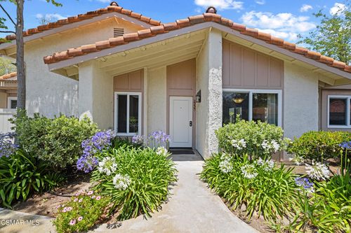 2227 Birchdale Dr, Thousand Oaks, CA, 91362-1532 | Card Image