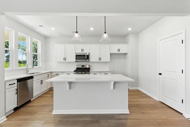 7022 New Horizons Lane, House other with 4 bedrooms, 3 bathrooms and null parking in Boiling Springs SC | Image 8