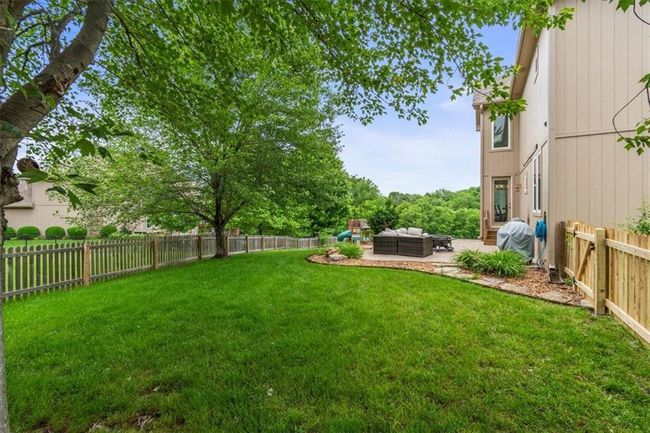 2704 Sw Gray Ln, House other with 5 bedrooms, 5 bathrooms and null parking in Lee's Summit MO | Image 32