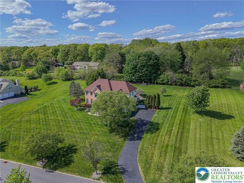 6551 Overlook Rd, Orefield, PA, 18069-8929 | Card Image